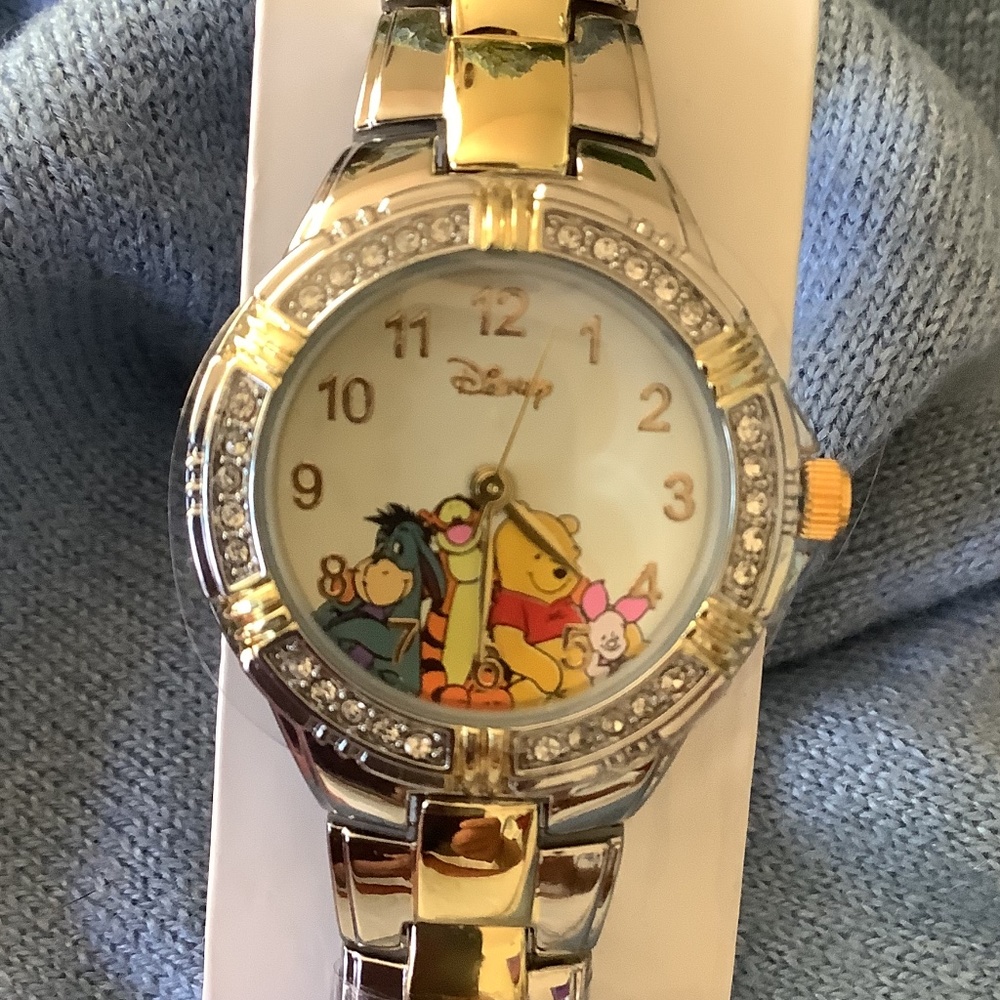 Disney “Winnie The Pooh”watch